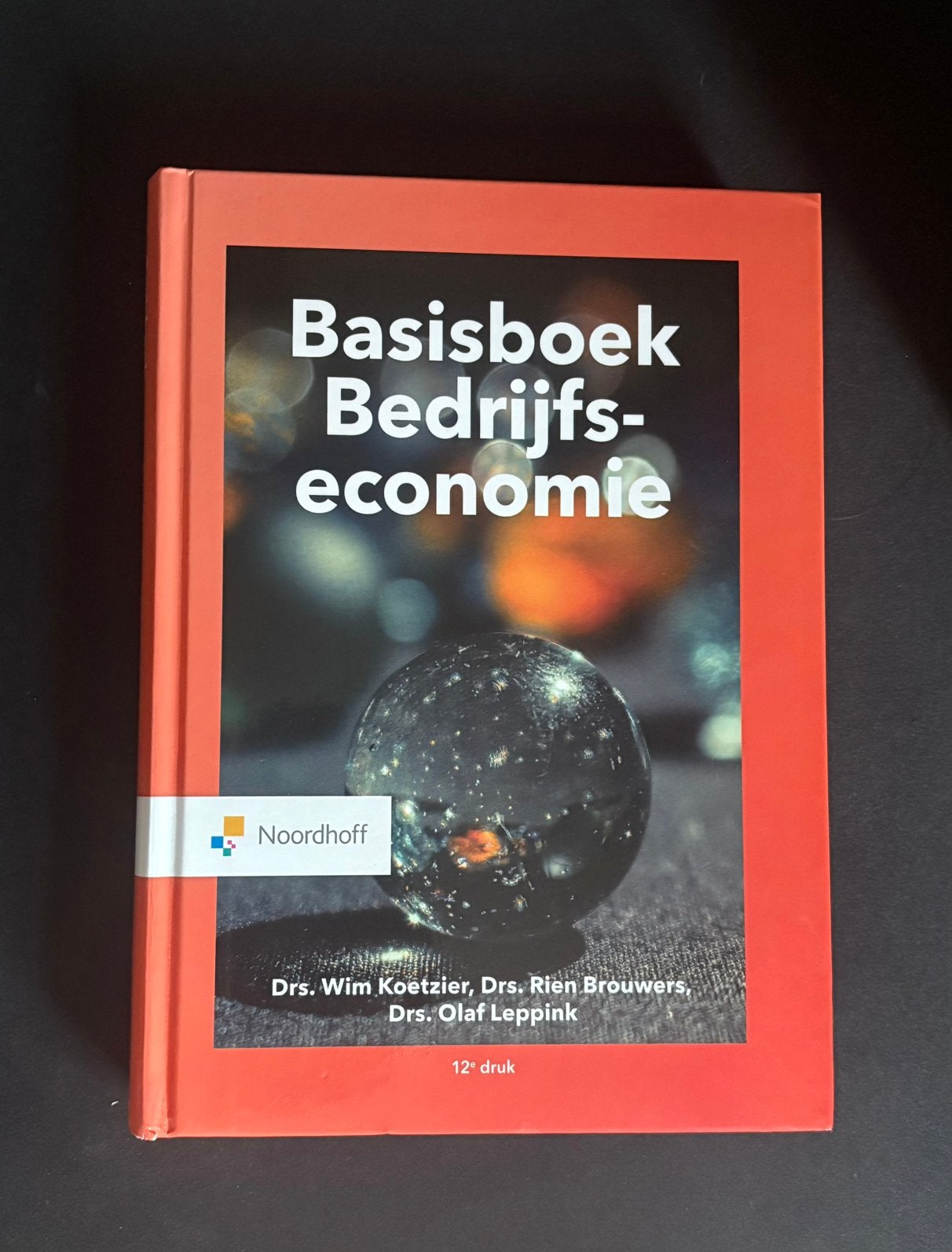 M.P. Brouwers - Basisboek bedrijfseconomie, Ophalen, M.P. Brouwers; W. Koetzier; O.A. Leppink, Management, Zo goed als nieuw