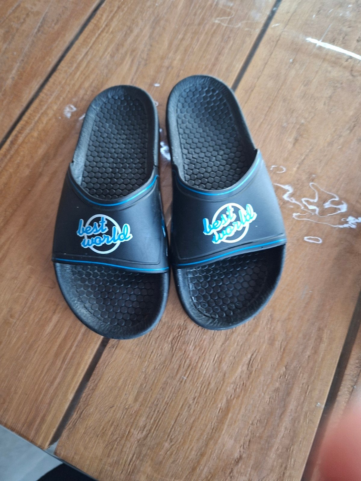 Badslippers 'Best World' maat 34, Kinderen en Baby's, Kinderkleding | Overige, Ophalen of Verzenden, Gebruikt, Jongen of Meisje
