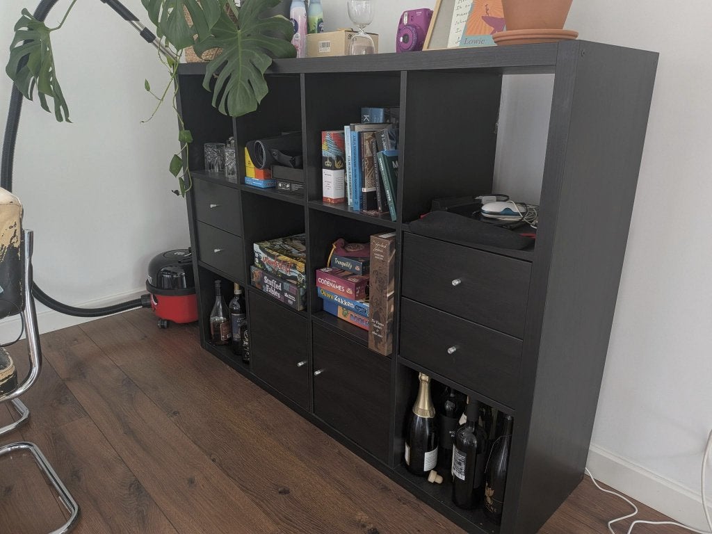 Zwarte, open, houten kast KALLAX, Huis en Inrichting, Kasten | Boekenkasten, Ophalen, Met plank(en), 100 tot 150 cm, 100 tot 150 cm