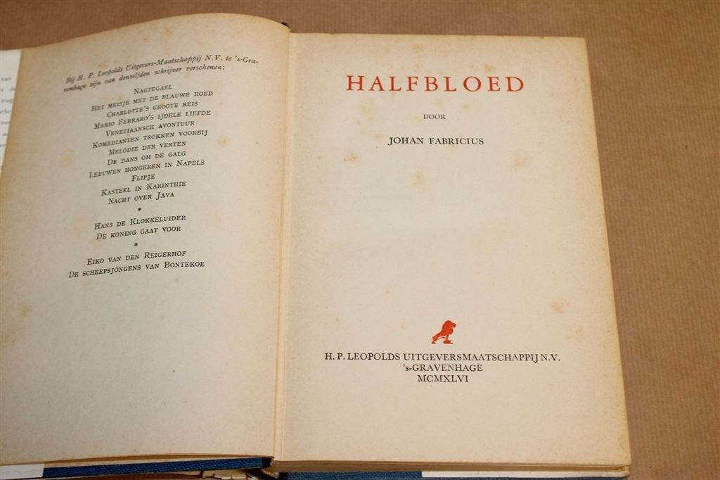 Halfbloed — Roman van Johan Fabricius, 1e Druk 1946, Ophalen of Verzenden, Gelezen