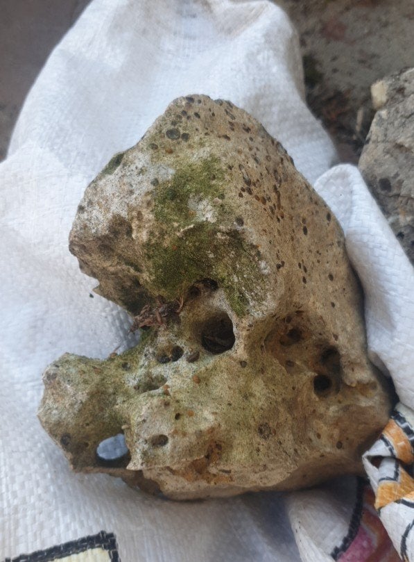 Decoratieve moonrock tufsteen rotsen voor tuin of aquarium, Tuin en Terras, Overige materialen, Gebruikt, Ophalen of Verzenden
