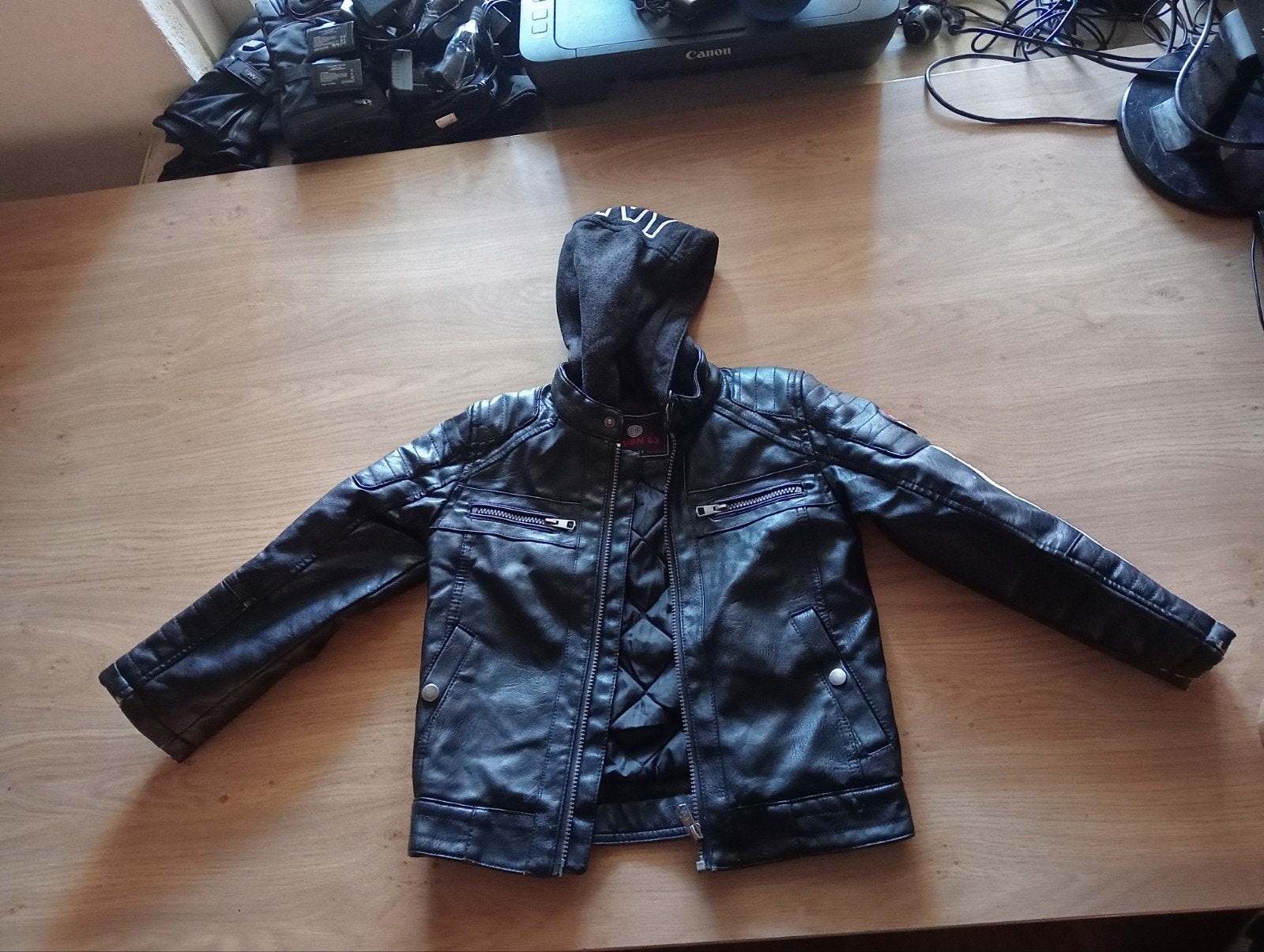 stoere jas mt 122, Ophalen of Verzenden, Gebruikt, Jongen, Jas