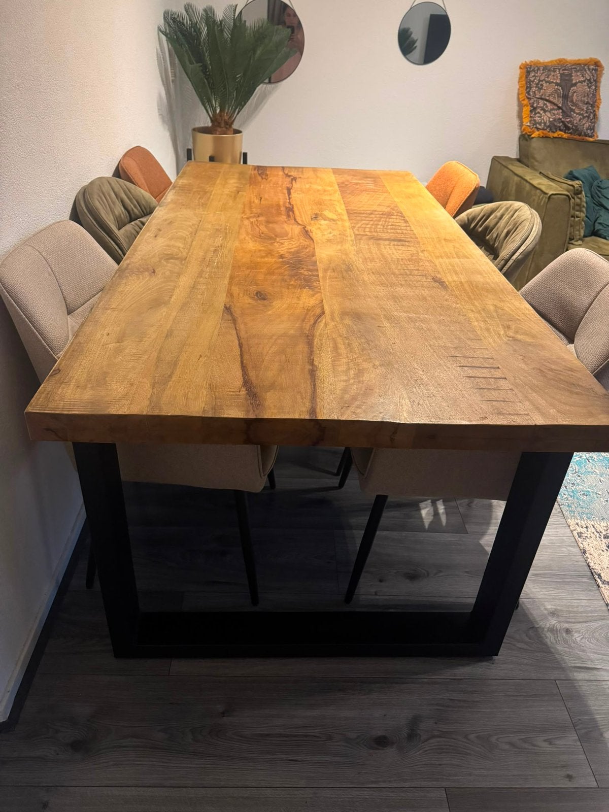 Mango houte eettafel, Ophalen, 200 cm of meer, Zo goed als nieuw, 200 cm of meer