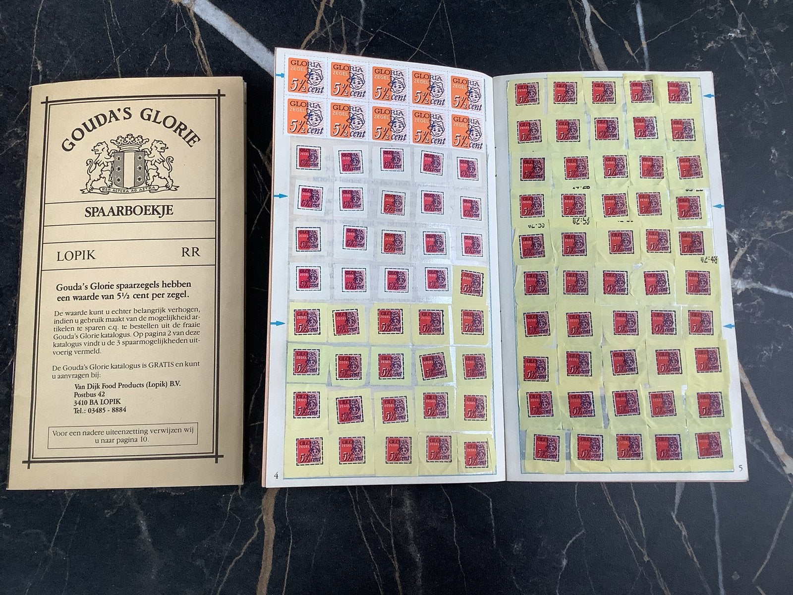 2 Gouda's Glorie spaarboekjes vol met zegels, Postzegels en Munten, Postzegels | Eerstedagenveloppen, Beschreven, Nederland, Ophalen of Verzenden