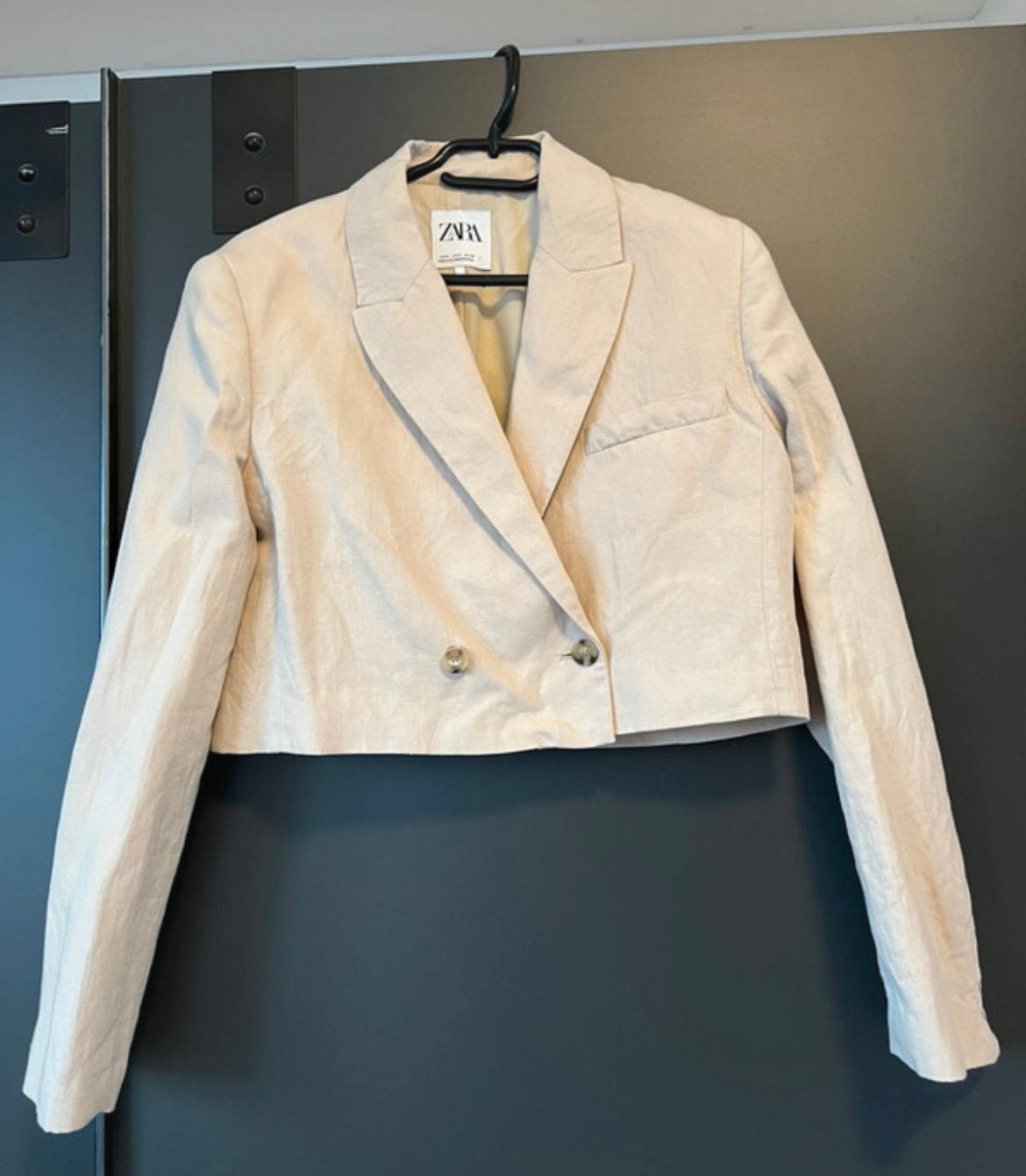 Linnen korte blazer van Zara, Kleding | Dames, Jasjes, Kostuums en Pakken, Zo goed als nieuw, Jasje, Maat 36 (S), Beige, Ophalen of Verzenden