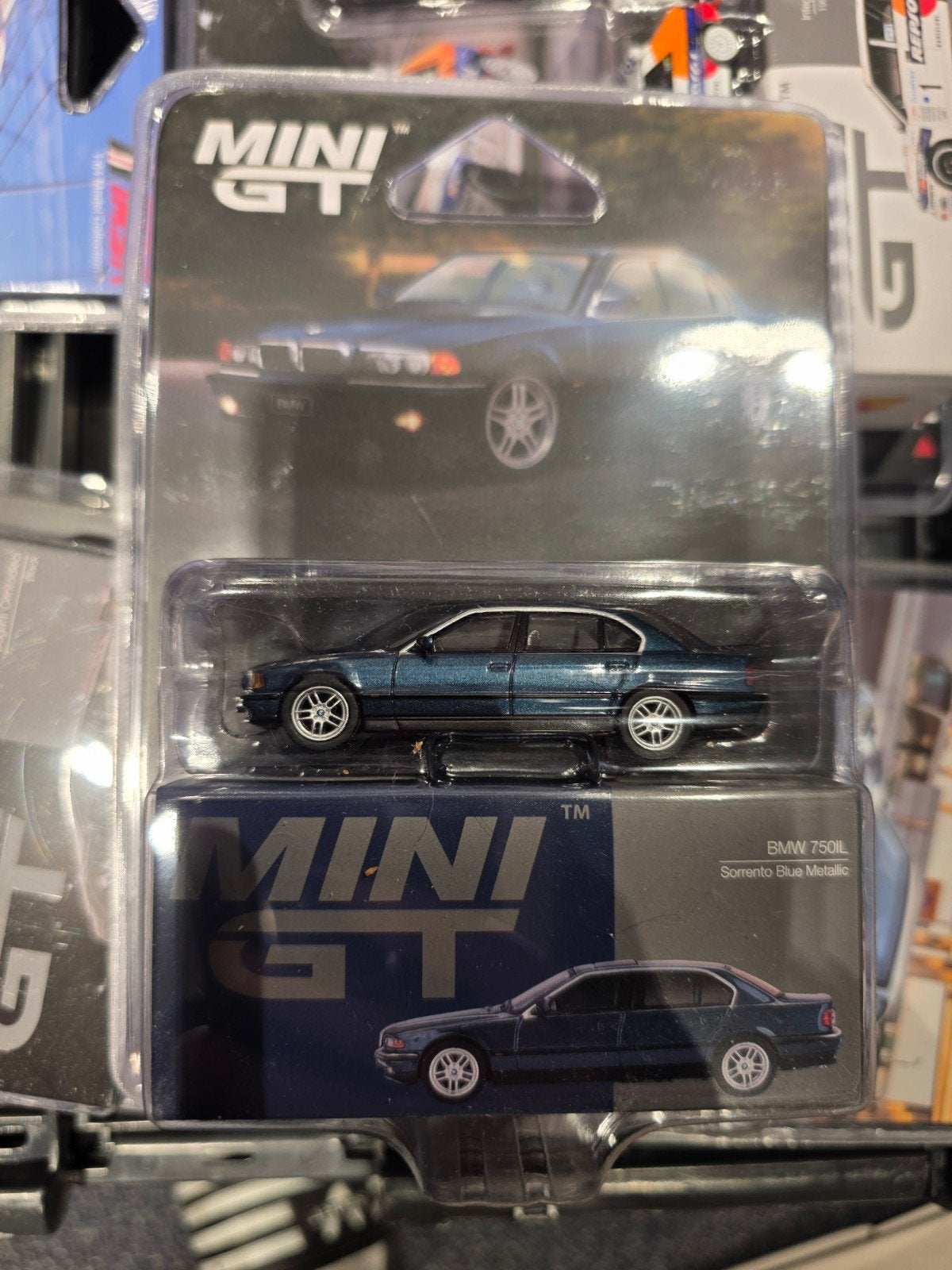 Mini GT BMW 750iL Sorrento Blue Metallic schaalmodel, Ophalen of Verzenden, Mini gt, Onbekend, Onbekend