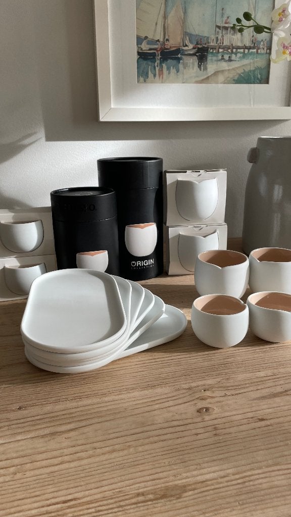 Origin  Koffie kopjes, Coffee cups and trays Nespresso, Huis en Inrichting, Keuken | Servies, Ophalen, Overige merken, Nieuw, Modern