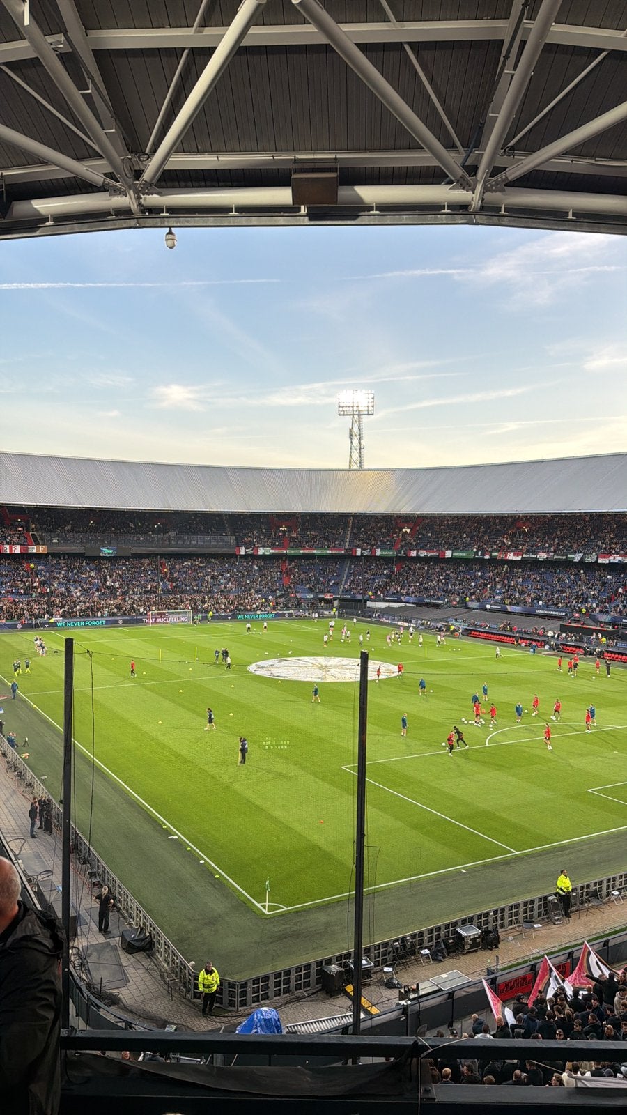 2 Tickets Feyenoord – Inter | Champions League | Vak UU, Drie personen of meer, September