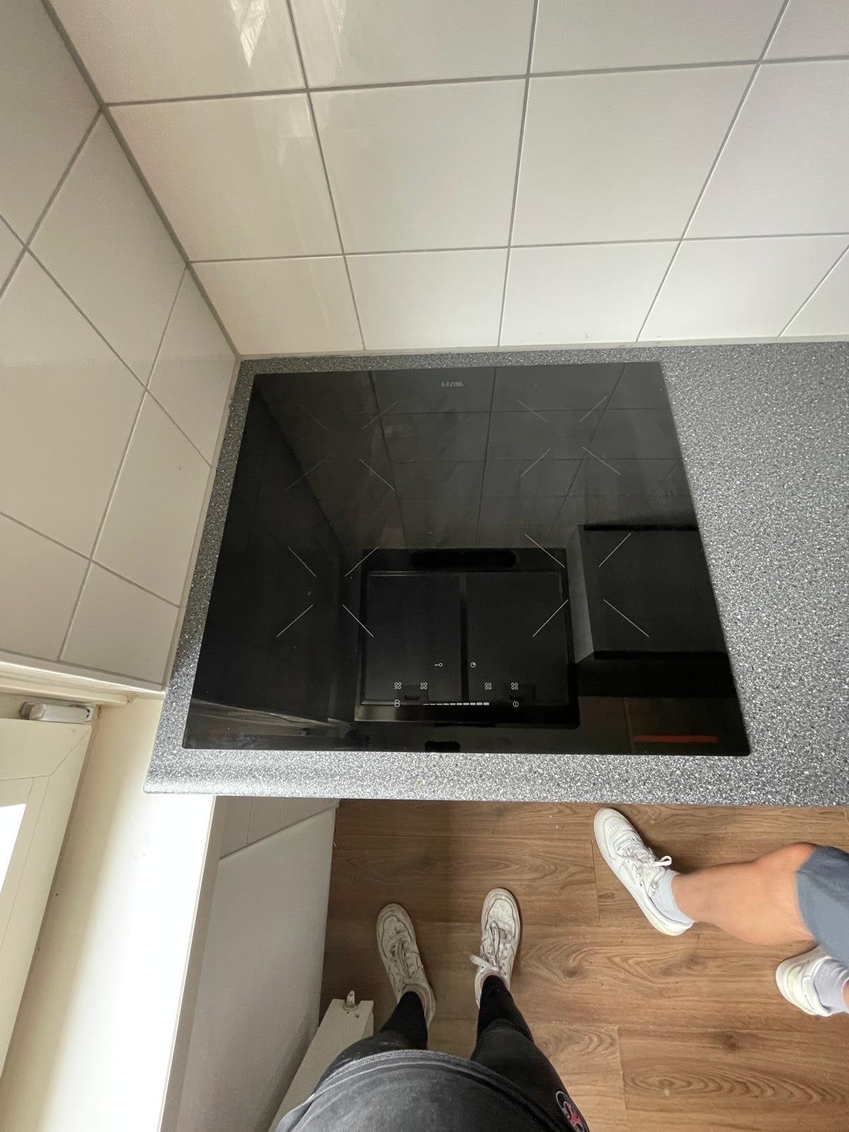 Inductiekookplaat met geïntegreerde afzuiging, Ophalen, 4 kookzones, Zo goed als nieuw, Inbouw