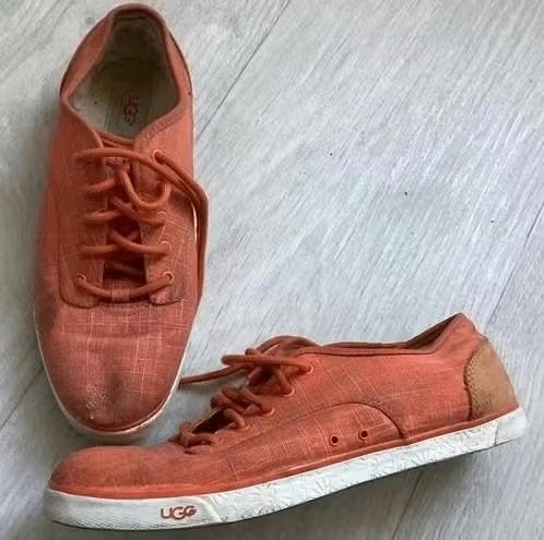 Ugg sneakers / gympies maat 42, UGG, Ophalen of Verzenden, Sneakers of Gympen, Roze