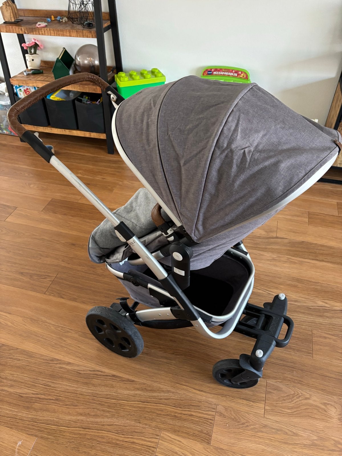 Joolz Geo 2 kinderwagen met accesoires, Kinderen en Baby's, Zo goed als nieuw, Combiwagen, Met autostoeltje, Ophalen