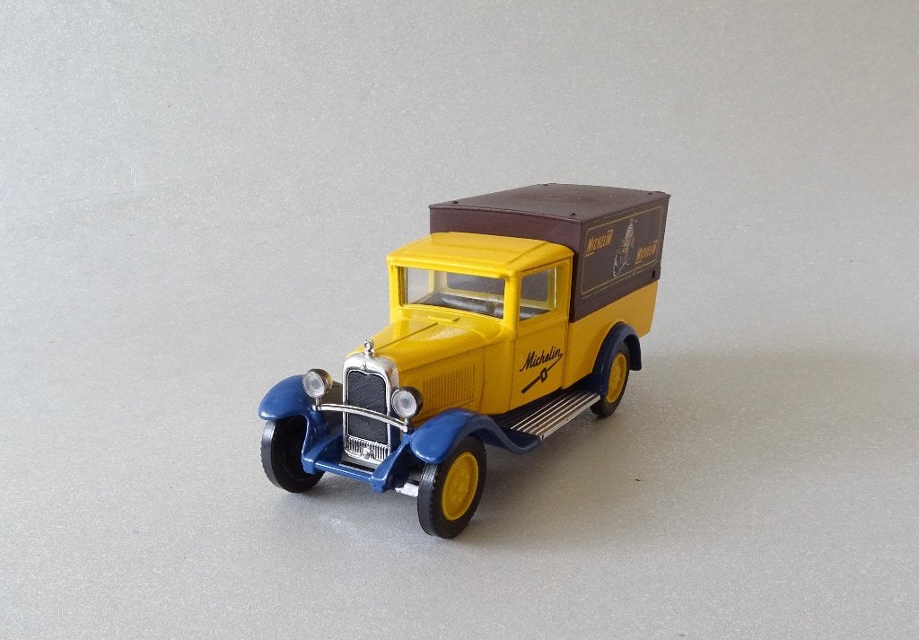 CITROEN C4F Michelin Solido, Hobby en Vrije tijd, Modelauto's | 1:43, Ophalen of Verzenden, Zo goed als nieuw, Auto, Solido