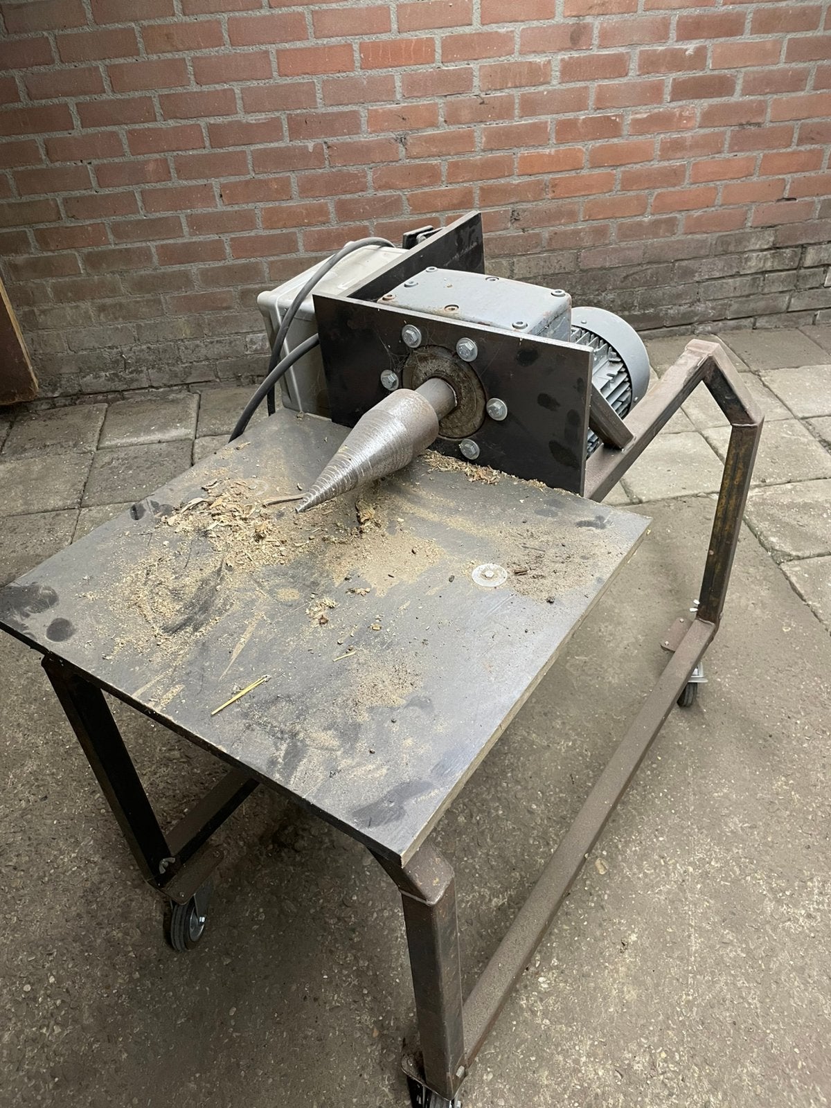 Splijtkegel houtklover, Tuin en Terras, Ophalen, Zo goed als nieuw, Liggend