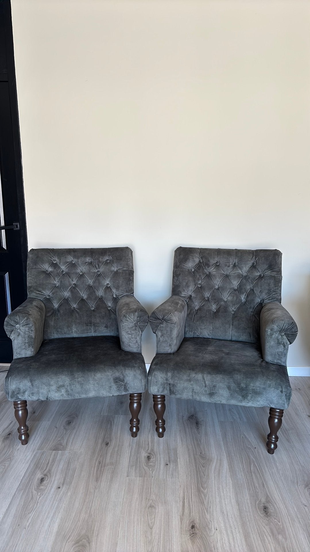 Stijlvolle fluwelen fauteuil - Grijs/groen, Huis en Inrichting, Fauteuils, Ophalen, Zo goed als nieuw, Stof, 75 tot 100 cm