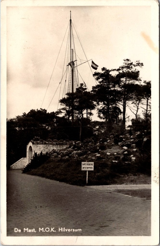 Hilversum - 12 oude ansichtkaarten, Verzenden, 1940 tot 1960, Gelopen, Noord-Holland