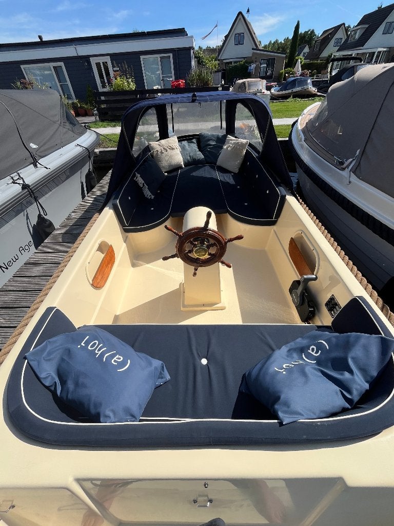 Prachtige Oud Huizer 500 - vaarklaar met nieuwe buiskap!, Watersport en Boten, Sloepen, Rondzit, Overige typen, 15 pk, 1.80 meter
