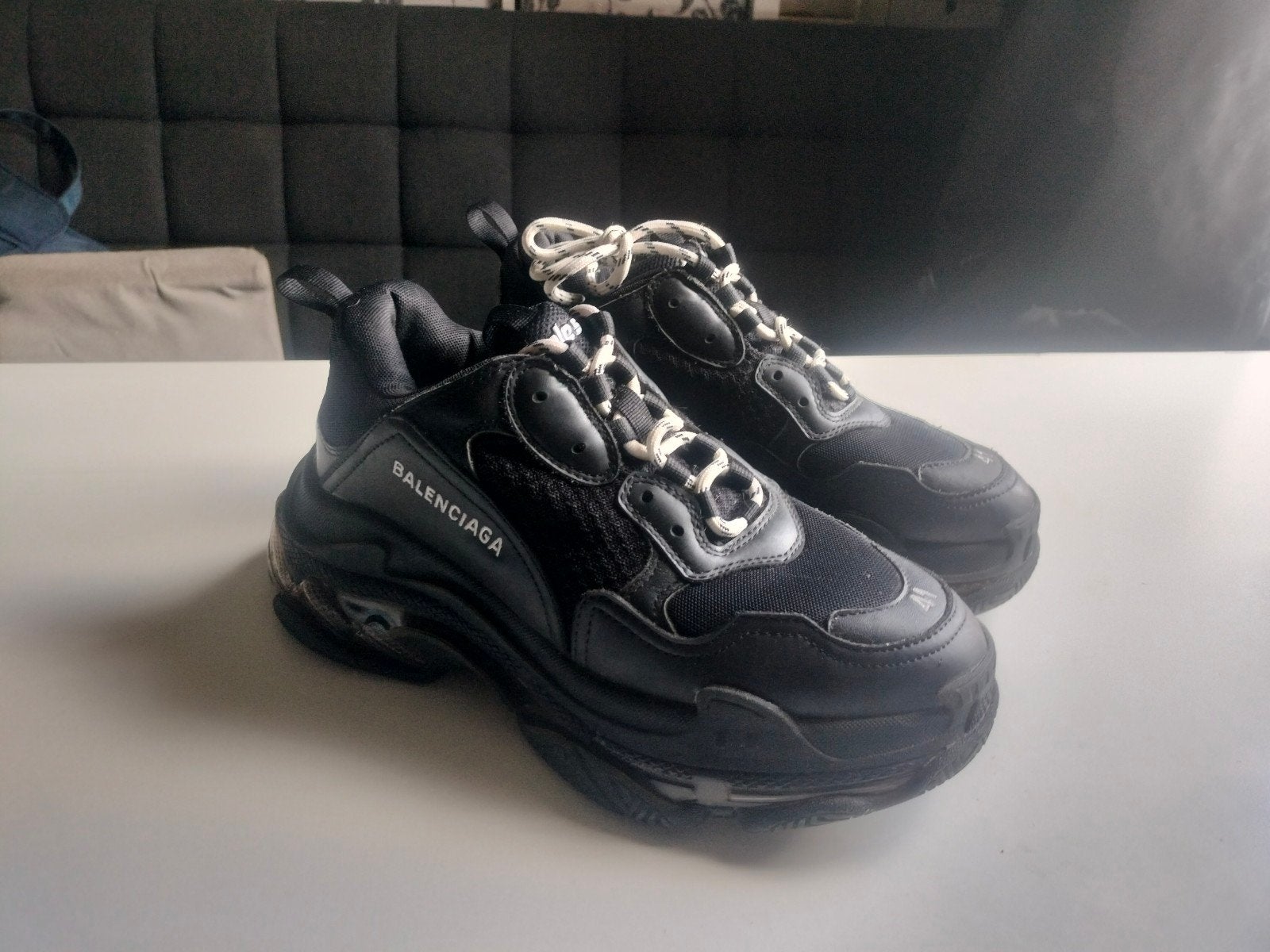 Balenciaga Triple S maat 41, Zwart, Ophalen of Verzenden, Zo goed als nieuw, Balenciaga