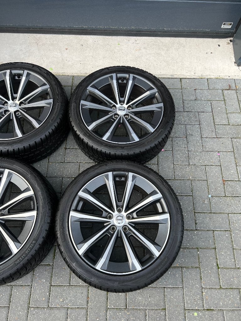 4x Originele 19 inch velgen Volvo V90/S90 winterbanden, 19 inch, 255 mm, Banden en Velgen, Nieuw