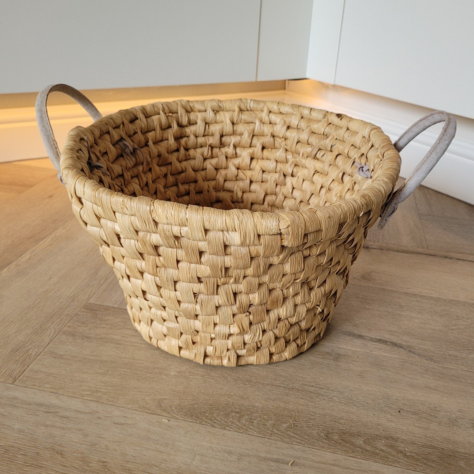 Ophalen - Mand 24 cm hoog, 35 cm doorsnede, Ophalen, Zo goed als nieuw, Rond, Riet