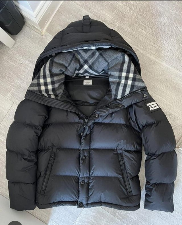 Burberry winterjas - Op aanvraag, Ophalen of Verzenden, Nieuw, Zwart