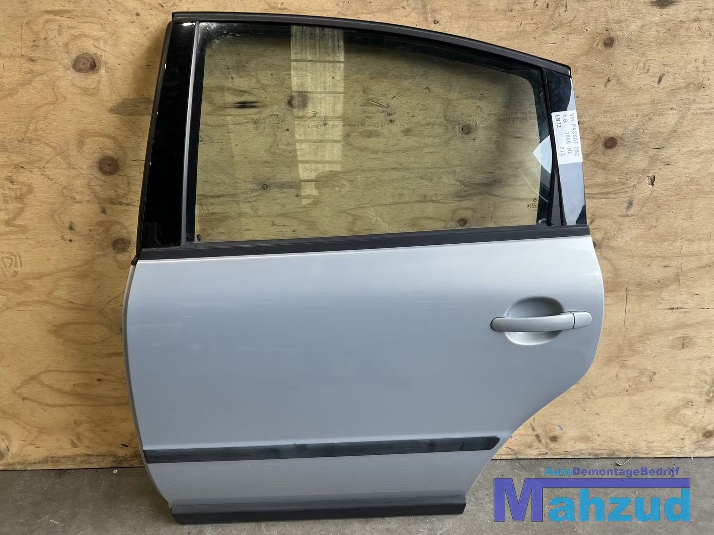 VW PASSAT 3B2 Grijs LB7Z Linker achter deur portier, Gebruikt, Volkswagen AG, Achter, Berliner Ring 2
38440  Wolfsburg, DE