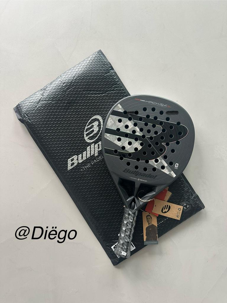Bullpadel Hack 04 Hybrid 2026 | Nieuw (met garantie), Sport en Fitness, Padel, Ophalen of Verzenden, Nieuw