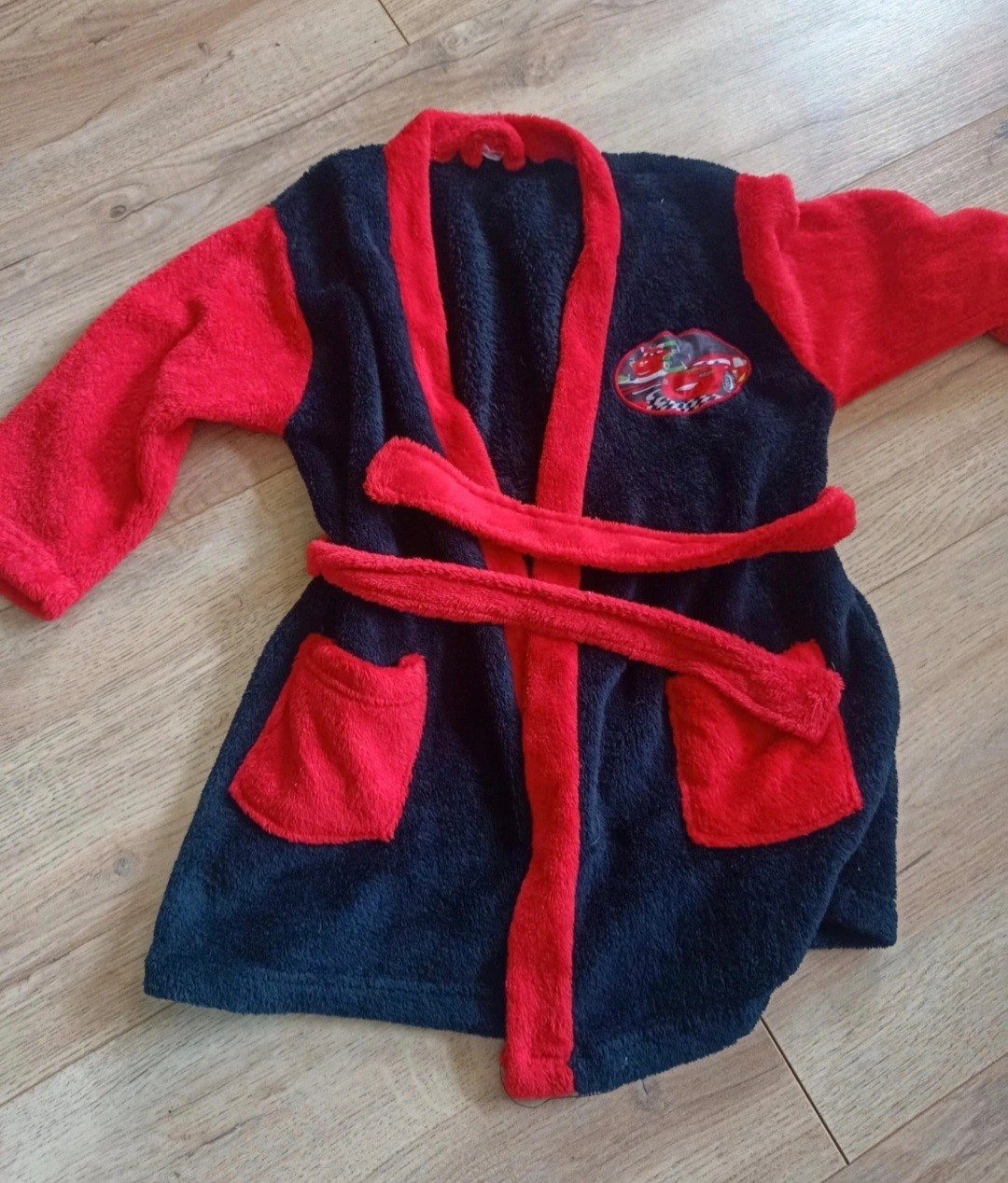 Cars Badjas voor jongens - Zwart/Rood, Kinderen en Baby's, Ophalen of Verzenden, Gebruikt, Disney Cars, Jongen