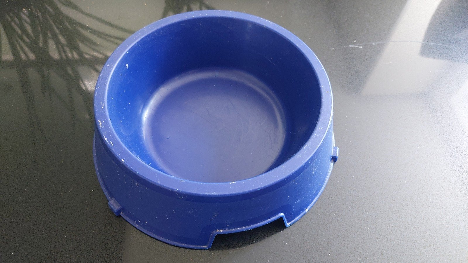 Honden voer -, drinkbak. Blauw kunststof maat M, Ophalen of Verzenden, Gebruikt