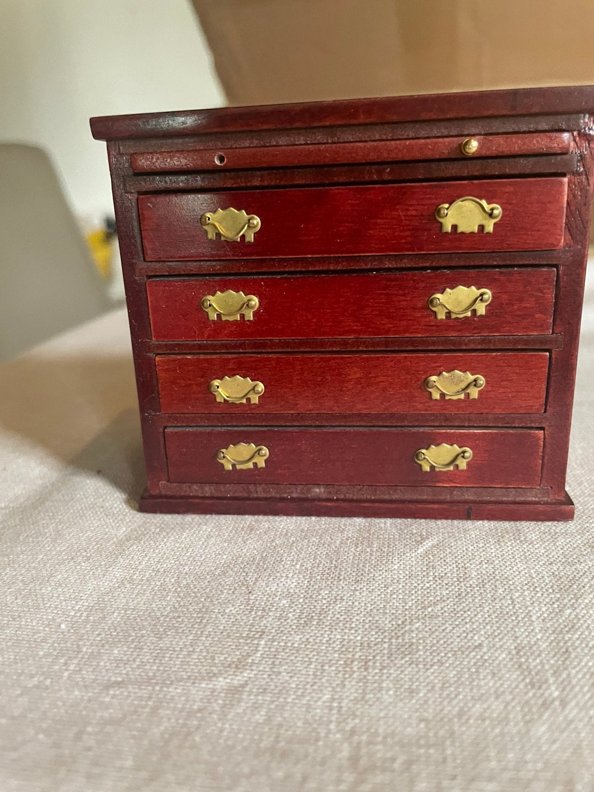 Kast poppenhuis, Verzamelen, Ophalen of Verzenden, Zo goed als nieuw, Poppenhuis