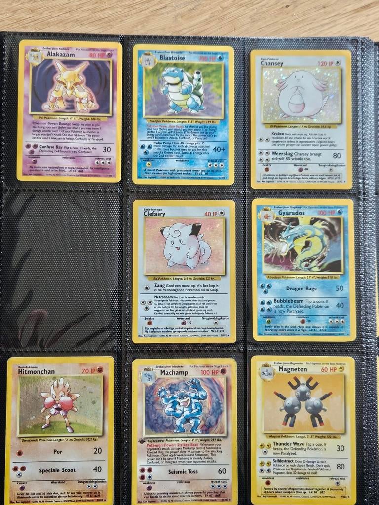 Oude Pokémon kaarten: Base, Jungle, Fossil, rocket en overig, Ophalen, Zo goed als nieuw, Meerdere kaarten, Foil