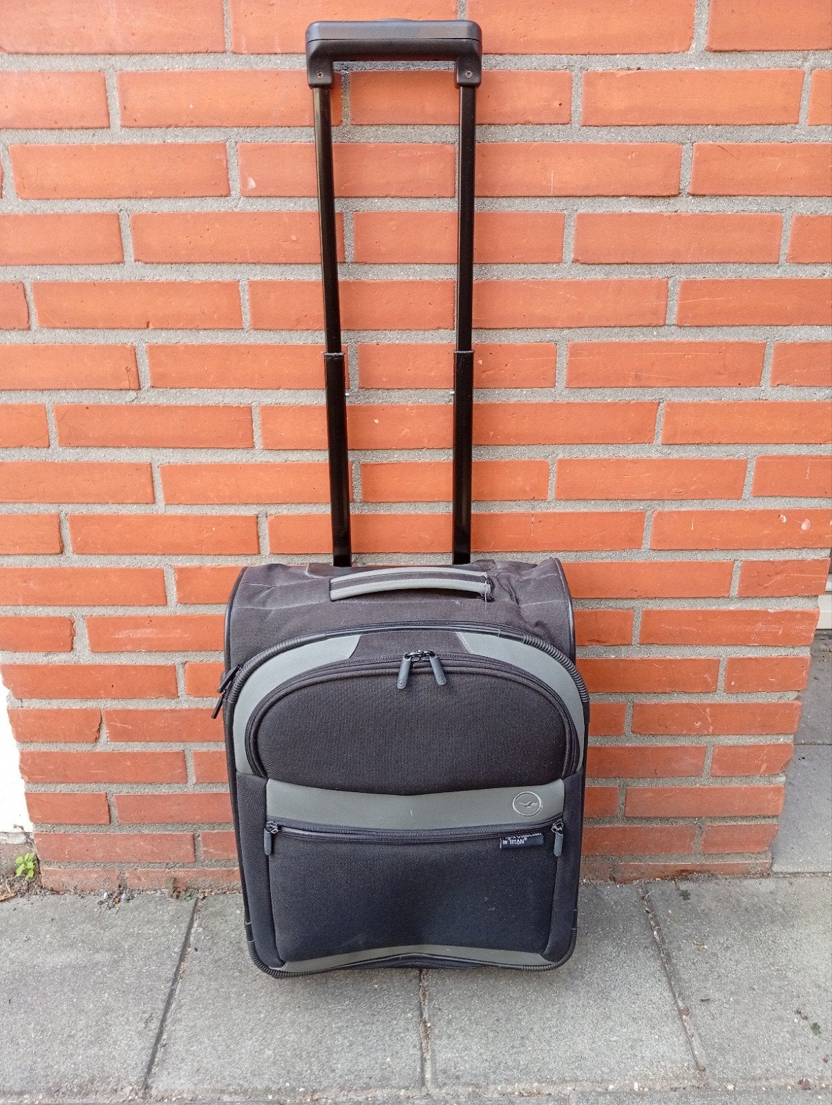 Lufthansa Handbagage Trolley - Compact, Wieltjes, 20 tot 30 cm, Zwart, Minder dan 40 cm