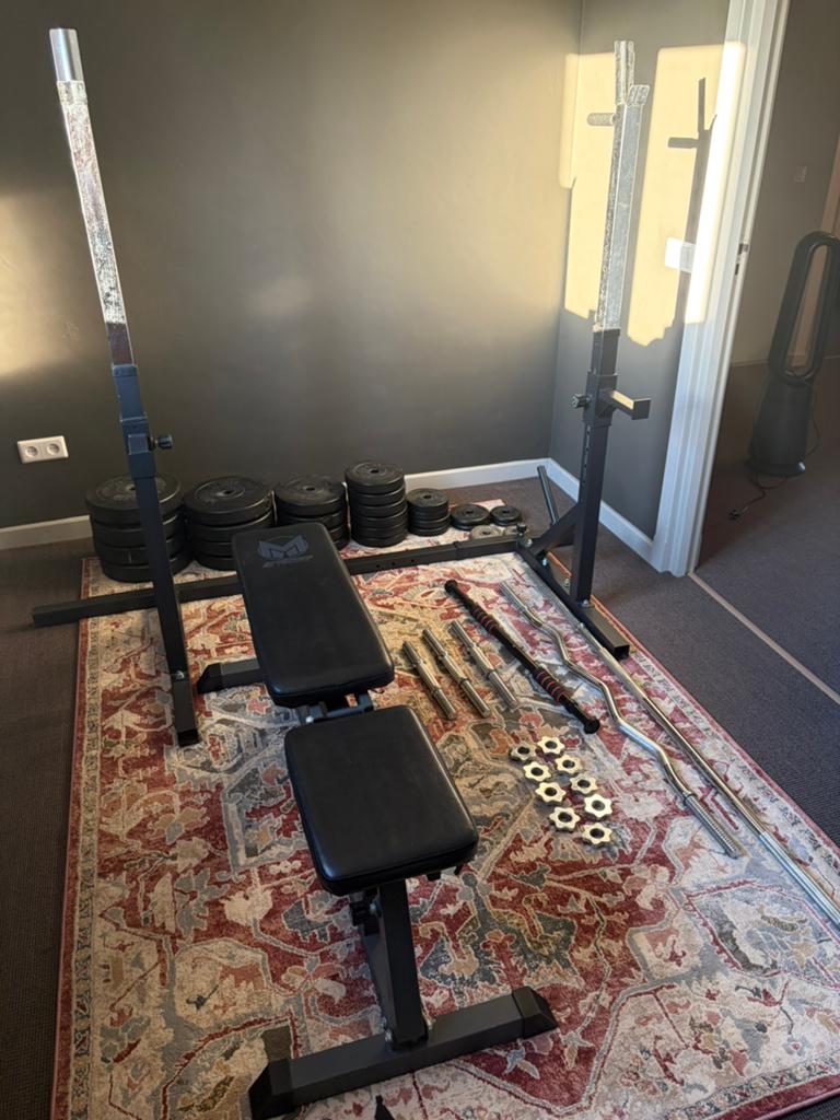 Complete fitness set: Gewichten, Bankje, Rack,, stangen, Ophalen, Gebruikt, Benen, Fitnessbank