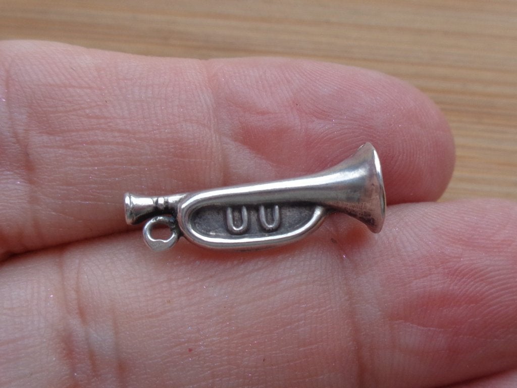 zilveren vintage bedel trompet [1000], Overige merken, Verzenden, Zo goed als nieuw, 1 bedel