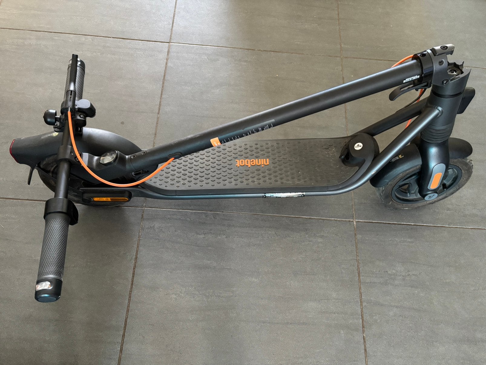 Ninebot F2 PRO.  Met 146 km, Ophalen, Gebruikt, Elektrische step (E-scooter)