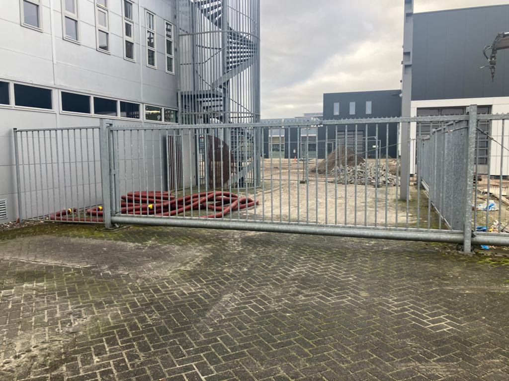 Schuifpoort gegalvaniseerd 9,20 meter, Tuin en Terras, Tuinhekken en Hekwerk, Ophalen, Gebruikt, IJzer, Spijlenhekwerk