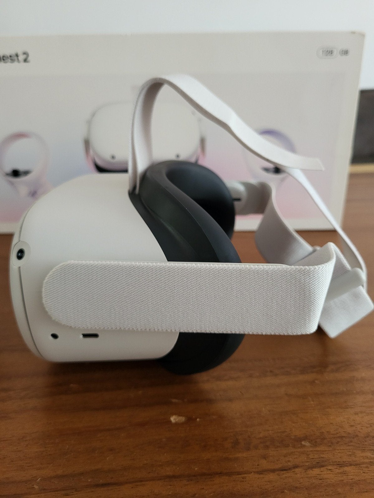 Oculus Quest 2  – Compleet, Gereinigd & Nieuwe Hoofdband, Spelcomputers en Games, Virtual Reality, Ophalen of Verzenden, Zo goed als nieuw