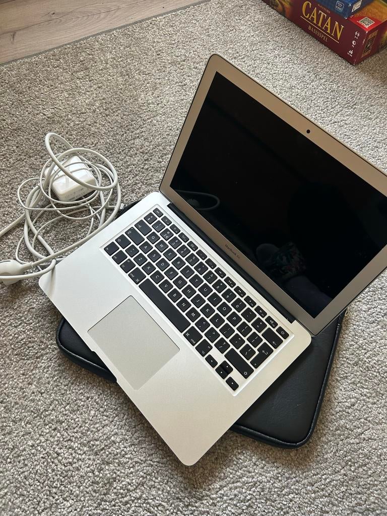 MacBook Air 13-inch, Mid 2012, Computers en Software, Apple Macbooks, Gebruikt, 2 tot 3 Ghz, Qwerty, 13 inch