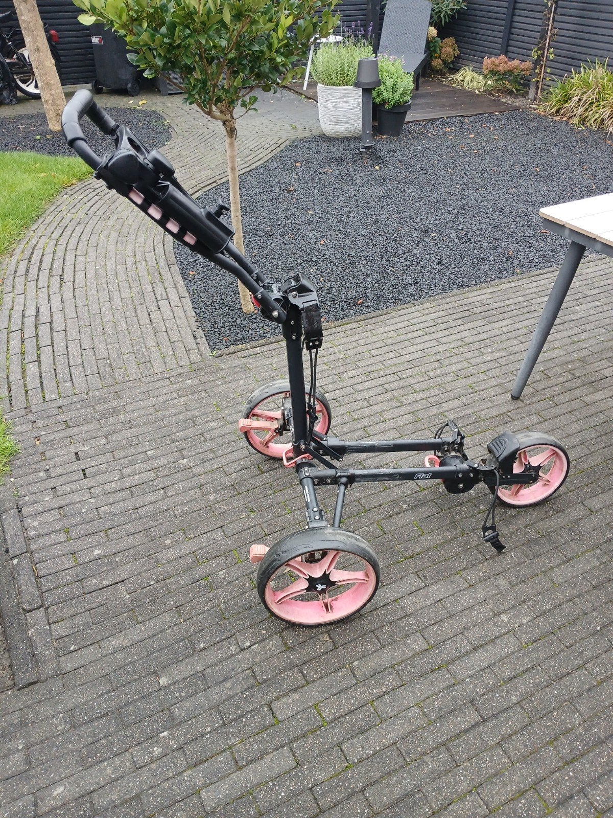 Golftrolley zwart, Ophalen, Zo goed als nieuw, Golfkar