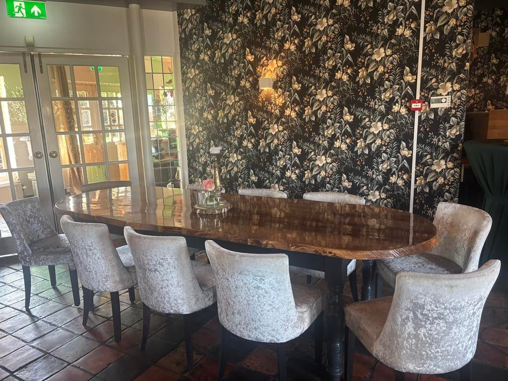 Stijlvolle Ovale Eettafel met houten epoxieblad, Huis en Inrichting, Tafels | Eettafels, Ophalen, 100 tot 150 cm, 200 cm of meer