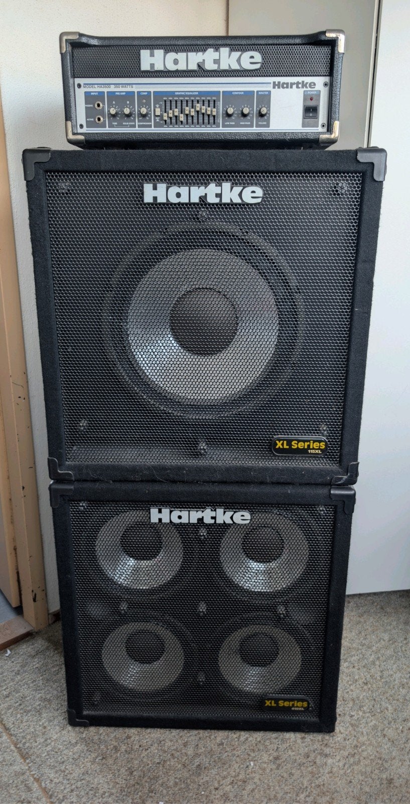 Hartke HA3500 bas versterker met cabs, Ophalen