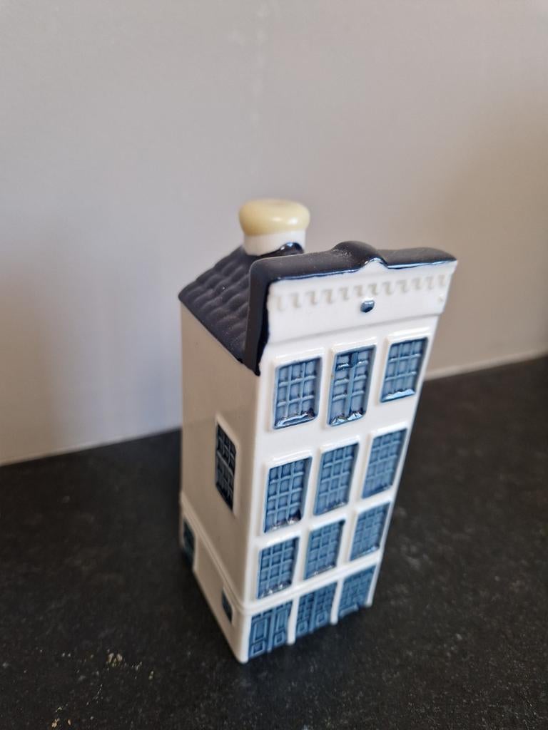 Delfts blauwe KLM huisje nr. 47 - Anne Frank huis, Ophalen, Zo goed als nieuw