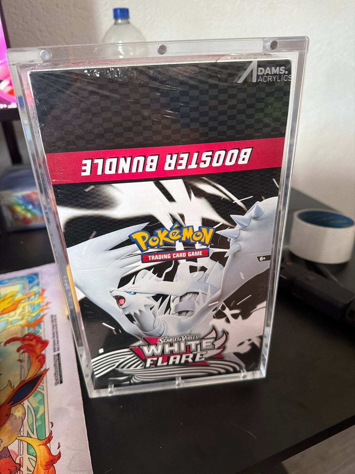 Pokémon White Flare Booster Bundle Mint conditie + acryl, Ophalen of Verzenden, Nieuw, Booster, Foil