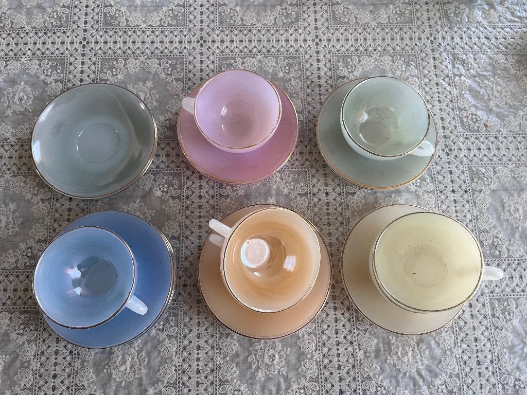 Brocante Arcopal opaline kop en schotels div kleuren, Ophalen of Verzenden