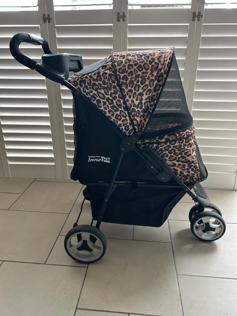 Innopet hondenbuggy allure cheetah, Ophalen, Zo goed als nieuw
