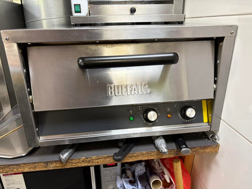Buffalo Pizza Oven met steen – Horeca 230V (werkt perfect), Zakelijke goederen, Horeca | Keukenapparatuur, Ophalen, Ovens, Magnetrons en Steamers