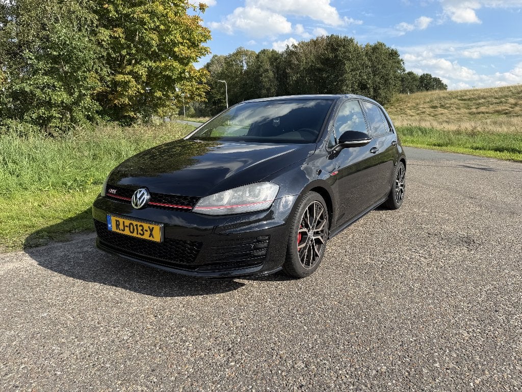 Volkswagen Golf 2.0 TSI DSG 2013 Zwart (Lees beschrijving!), Stof, Zwart, 4 cilinders, 1984 cc