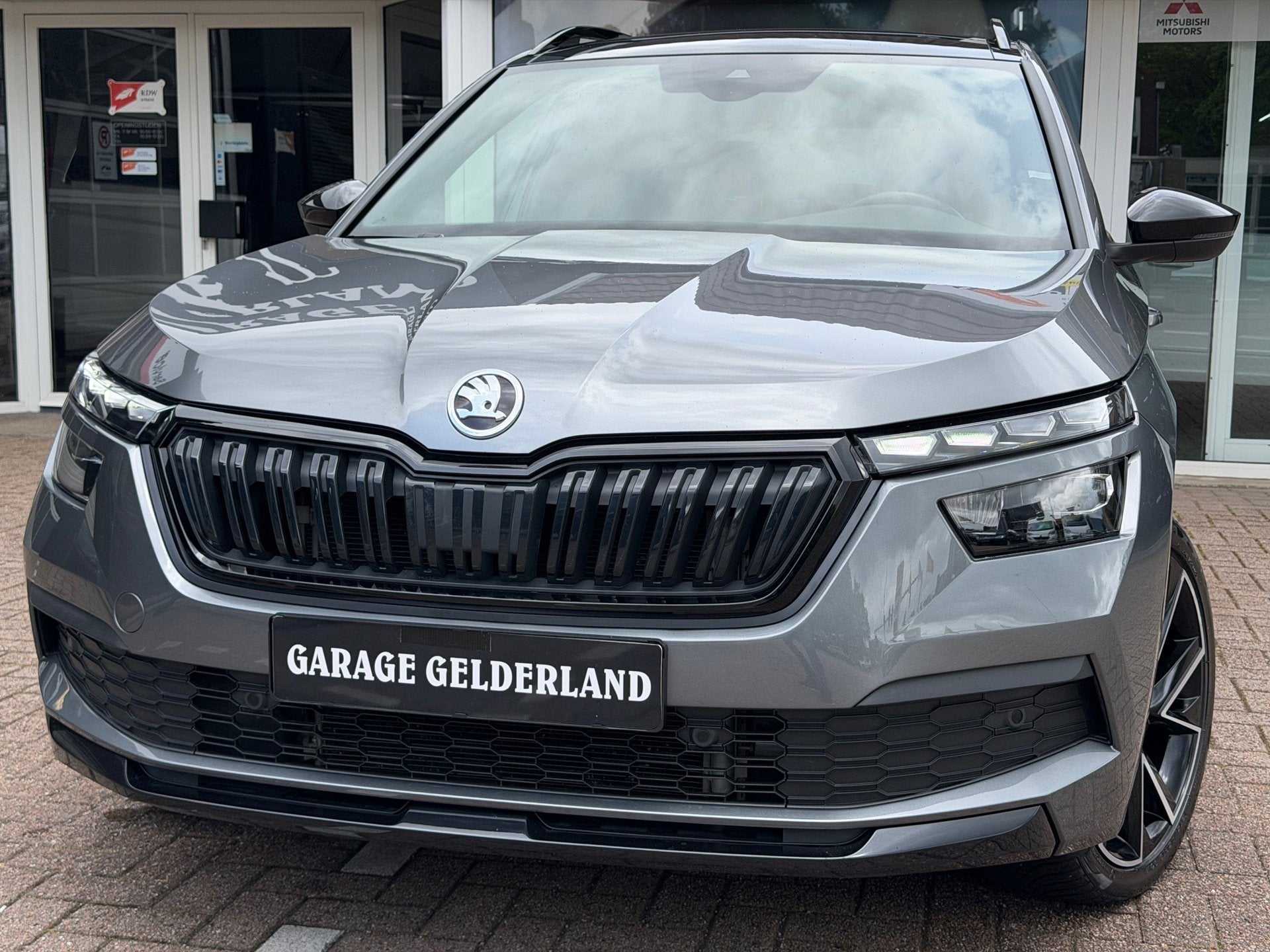 Skoda Kamiq 1.5 TSI Monte Carlo | Pano | Full-Led | Apple/An, Auto's, Voorwielaandrijving, Dealer onderhouden, Gebruikt, 4 cilinders