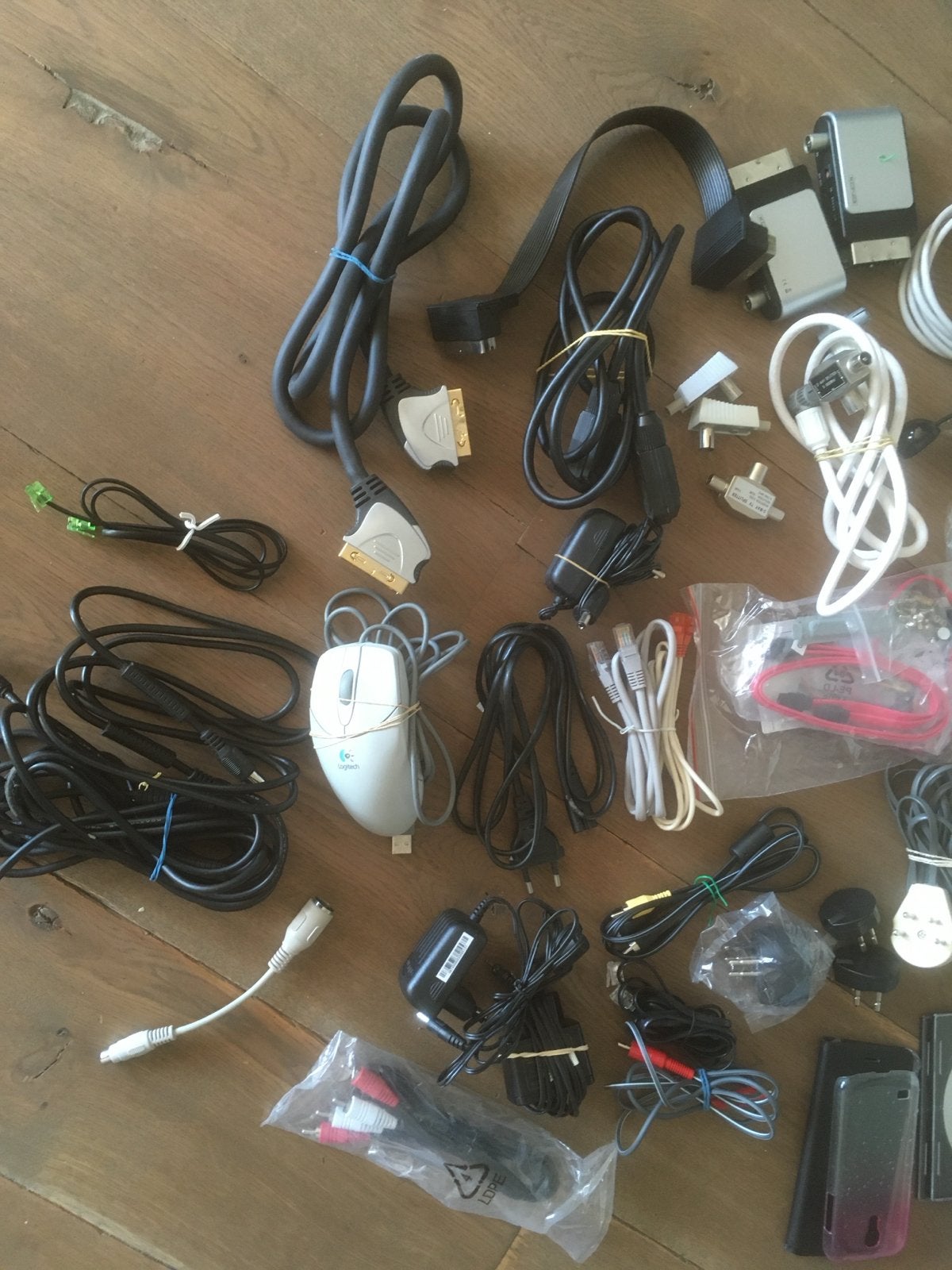 Grote partij kabels, adapters en computeraccessoires, Computers en Software, Pc- en Netwerkkabels, Ophalen of Verzenden, Gebruikt