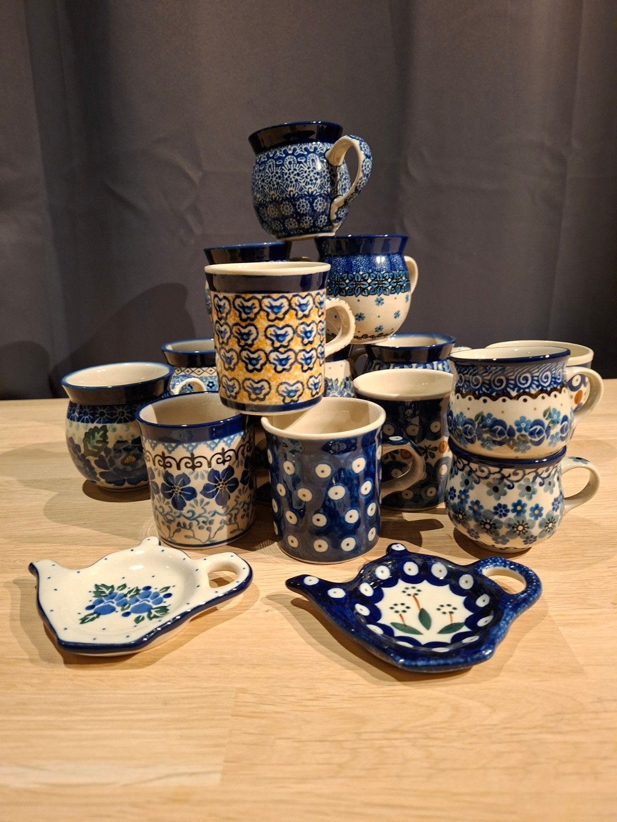 Klokgave Bunzlau Castle Servies Set - 16 Stuks, Overige merken, Keramiek, Landelijk/Boerenbont, Zo goed als nieuw