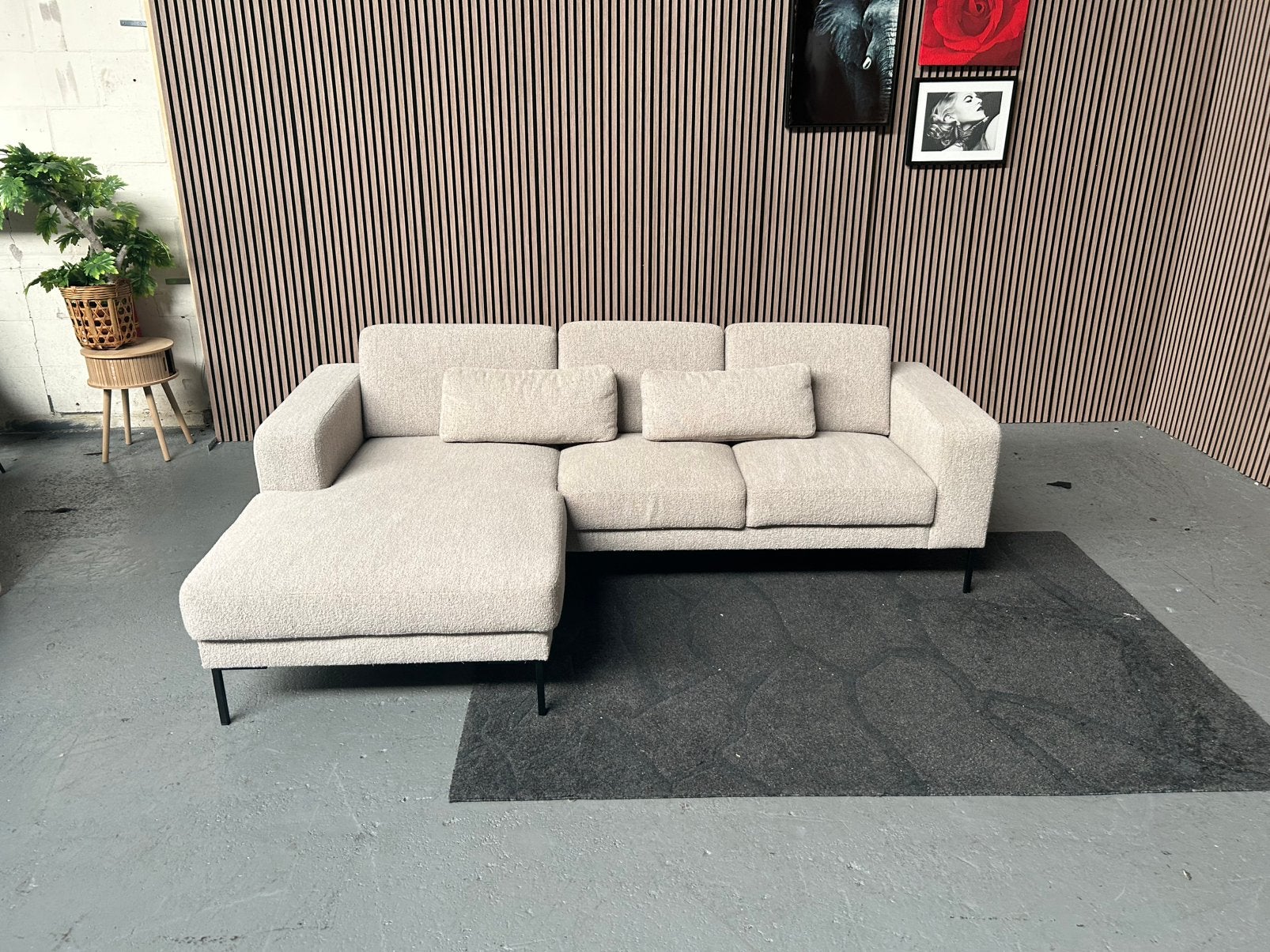 GRATIS LEVERING TEDDY LOUNGEBANK 250X160 GEREINIGD, Huis en Inrichting, Banken | Bankstellen, Hoekbank, Ophalen of Verzenden, Zo goed als nieuw